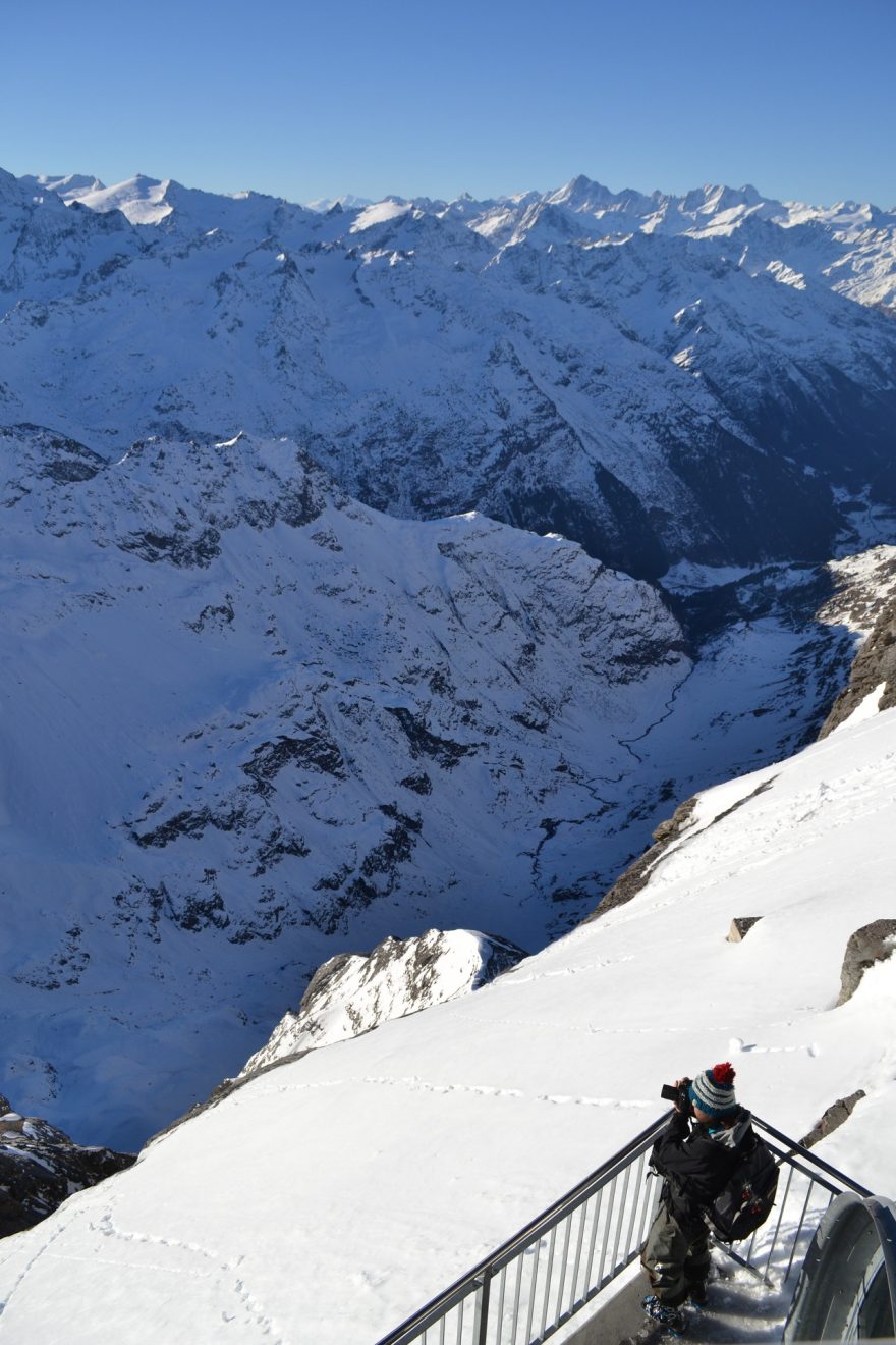 Titlis Cliff Walk nabízí pastvu pro oči ale i fotoaparáty.