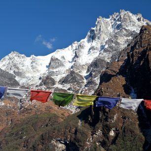 Pohled na horské masívy, Kanchenjunga trek, Nepál. Foto: T. Obtulovic, B. Gugleta