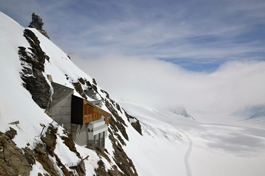 Výhledy z Jungfraujoch, Švýcarsko.