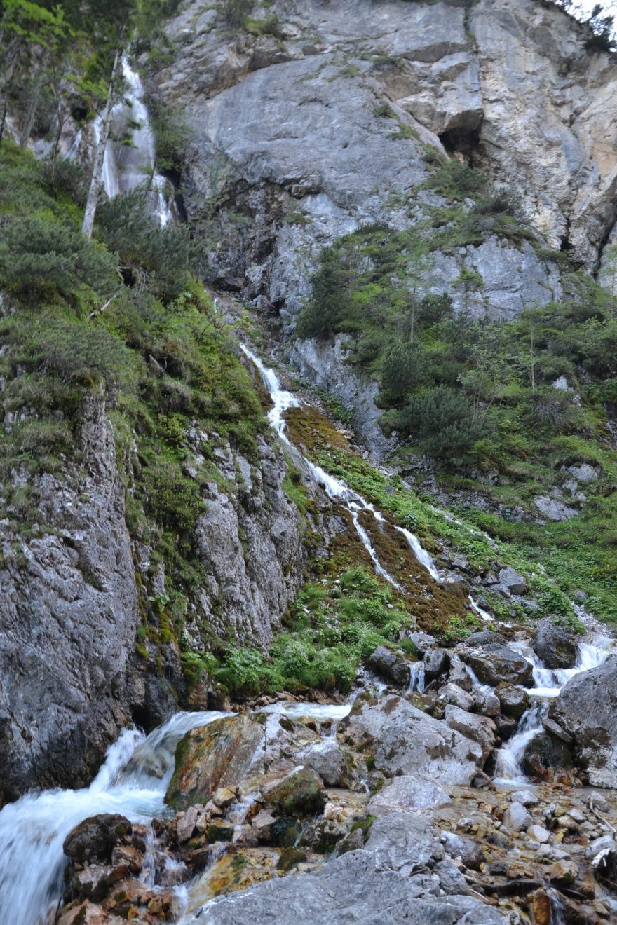 Vodopád nad soutězkou Silberkarklamm.