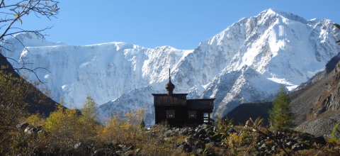 Trek kolem nejvyšší hory Sibiře, která se nachází na Altaji